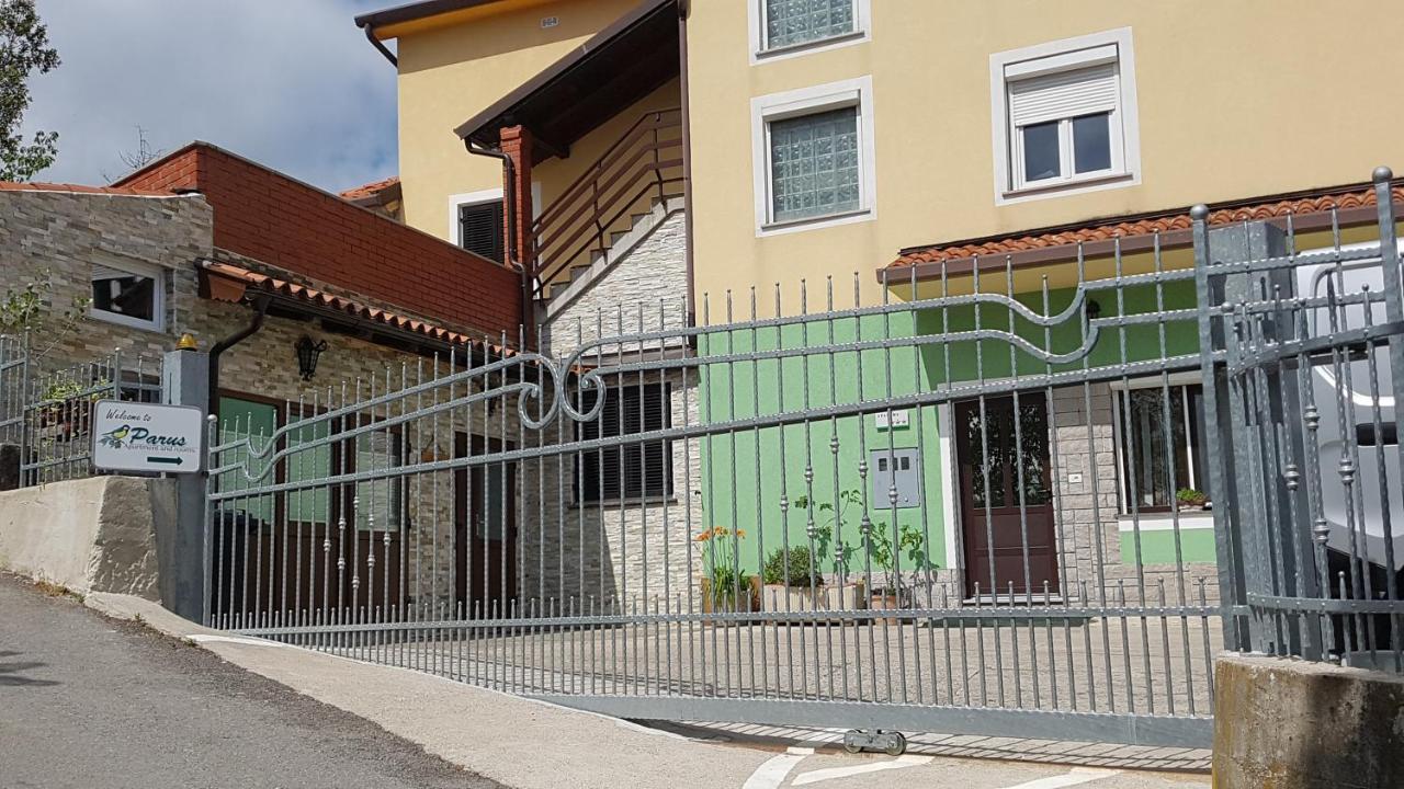 Apartment And Rooms Parus Koper Exterior foto